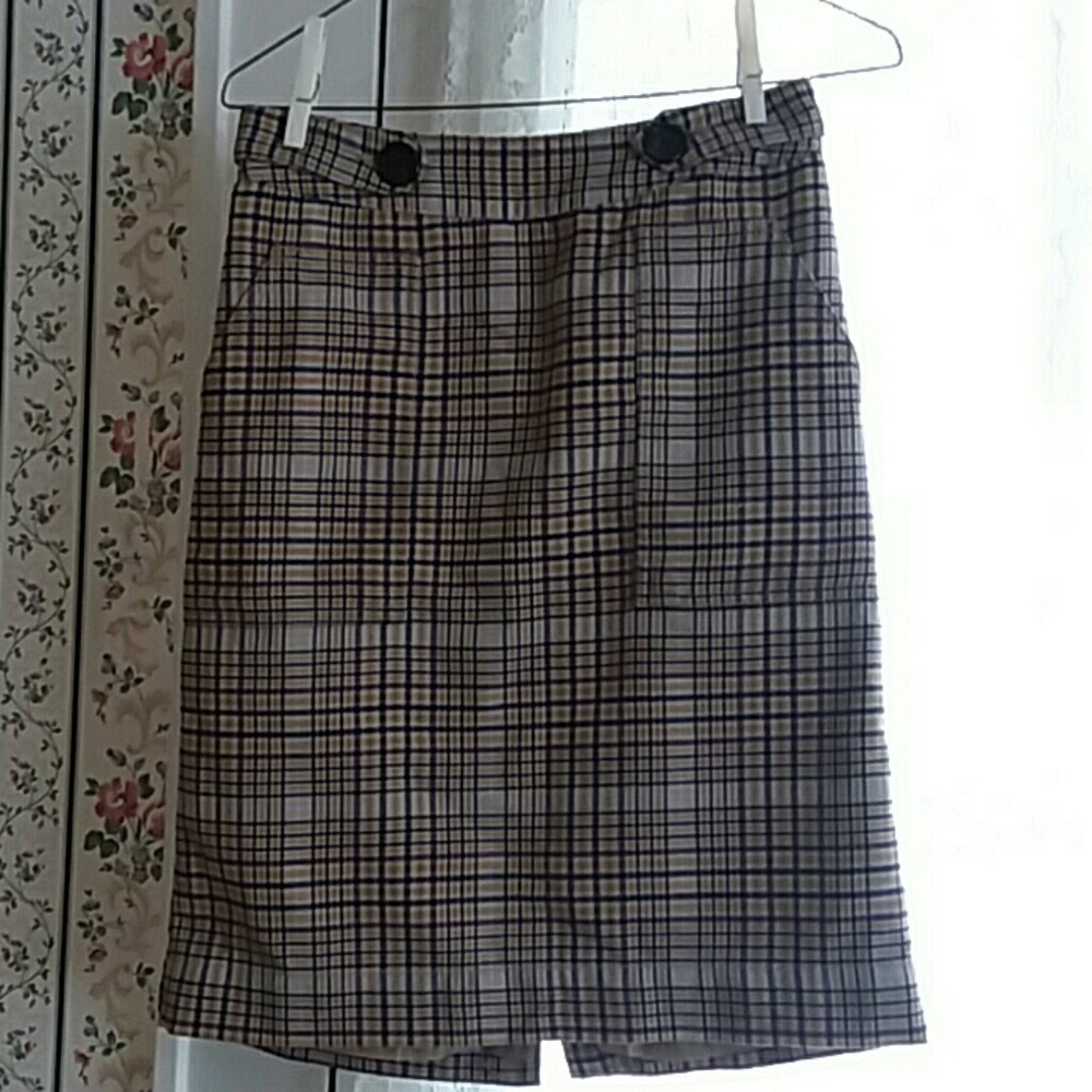 Merona Plaid pencil skirt size 2